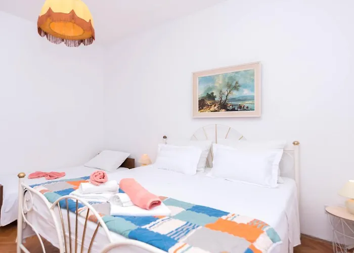 Apartments Salis