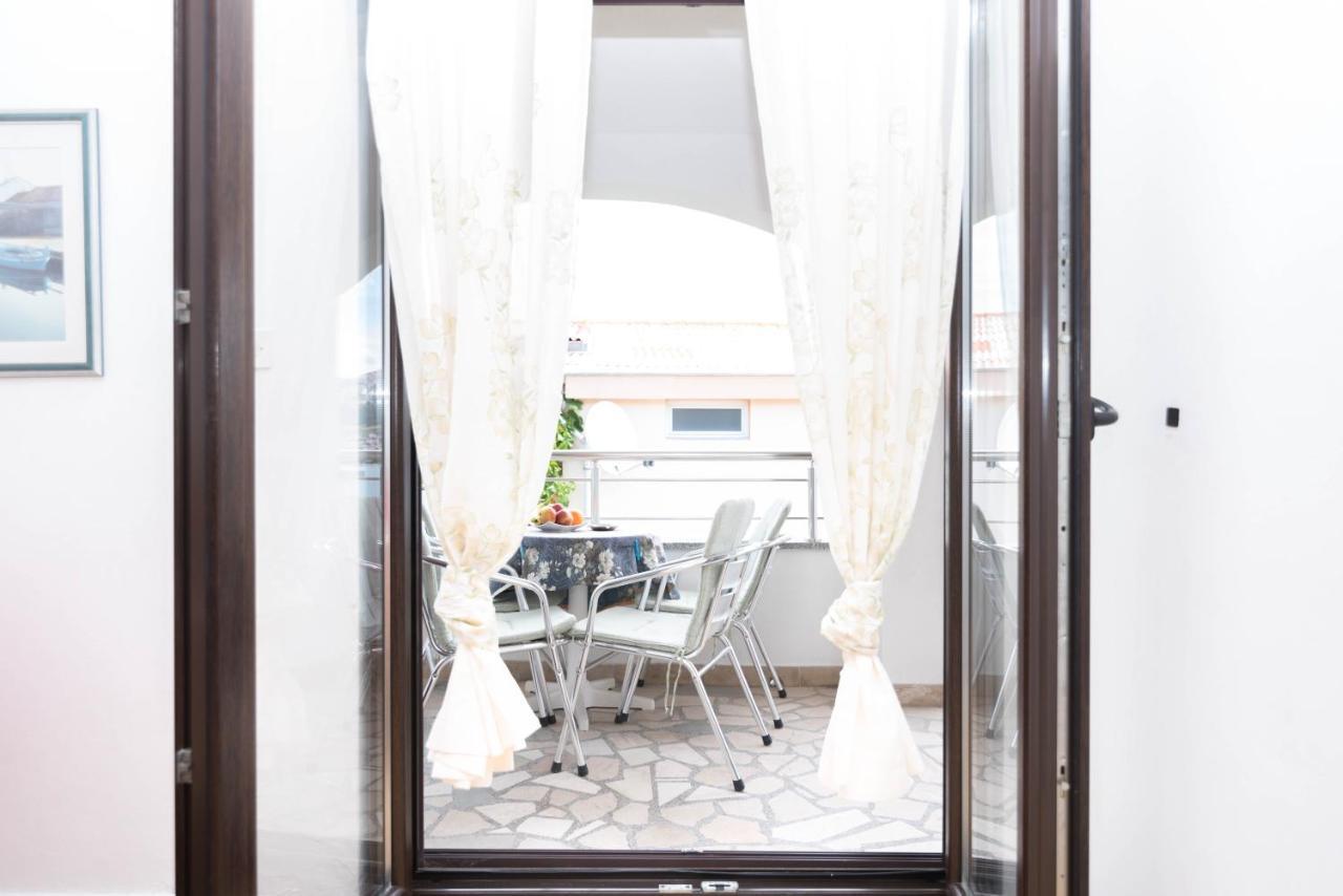 Apartman Salis Pag Town