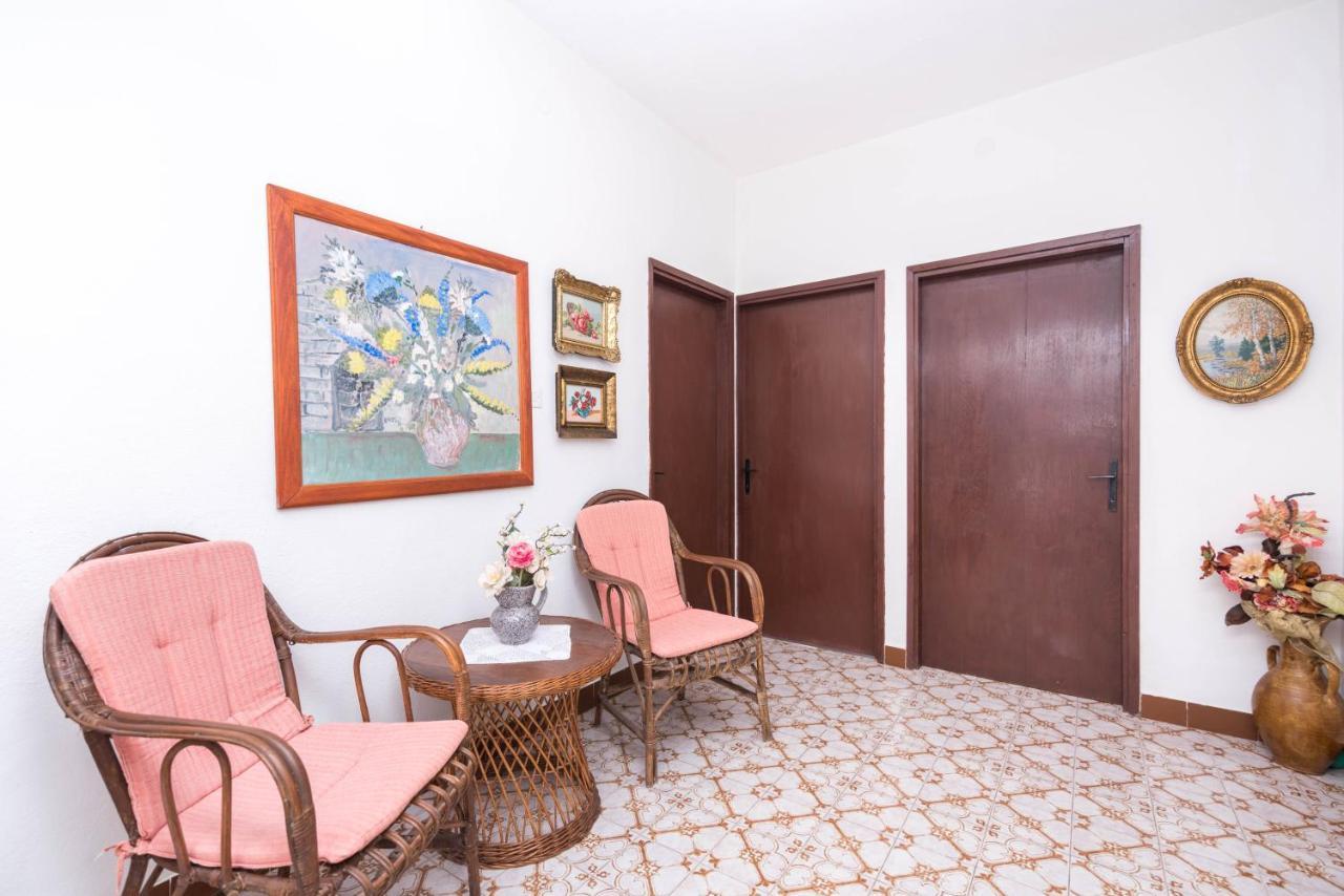 Salis Apartman *