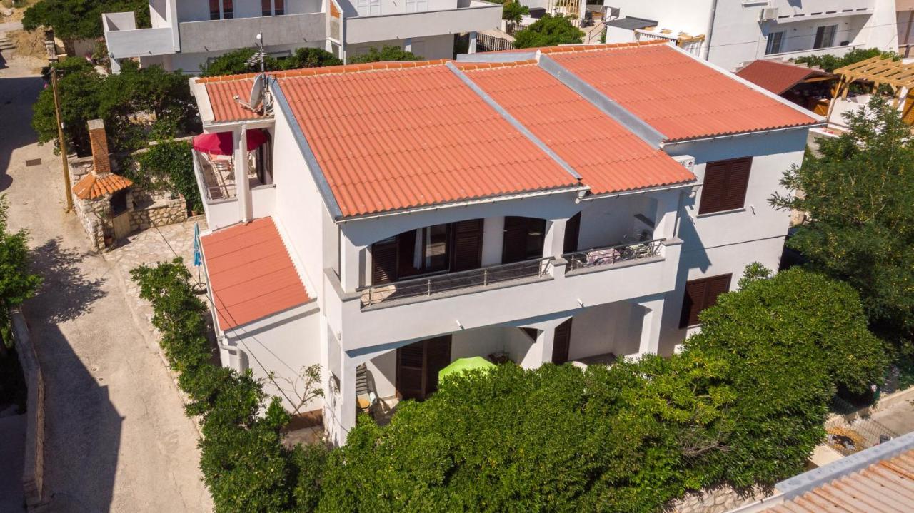 Salis Apartman *